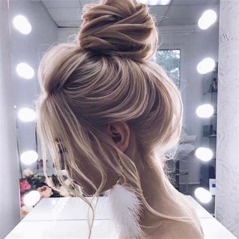 20 Casual Updos For Long Hair Tutorials These 20 Casual Updos For Long