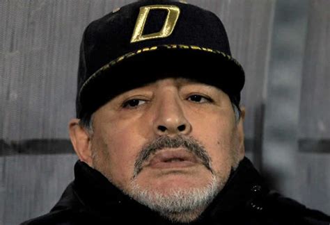 Maradona Se Arrepiente De No Haberle Arrancado La Cabeza A Su Exnovia