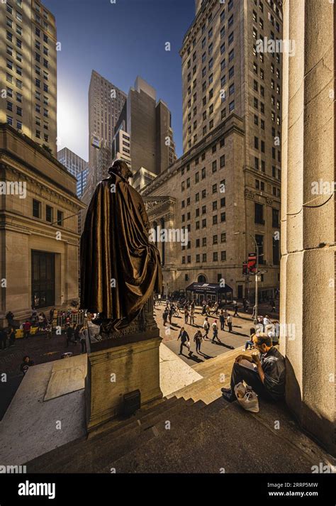 George Washington Statue Federal Hall And New York Stock Exchange Wall