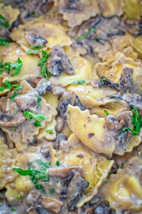 This Creamy Mushroom Ravioli Makes A Quick And Hearty Vegetarian Dinner