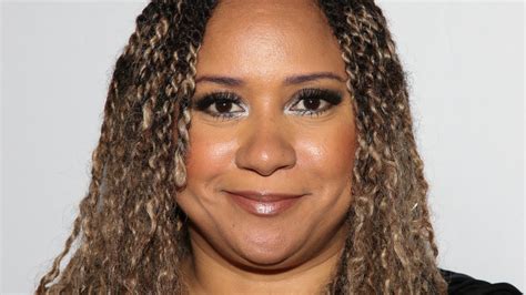 9 1 1 Fans Fear Tracie Thoms Fate After Season 6 Episode 5