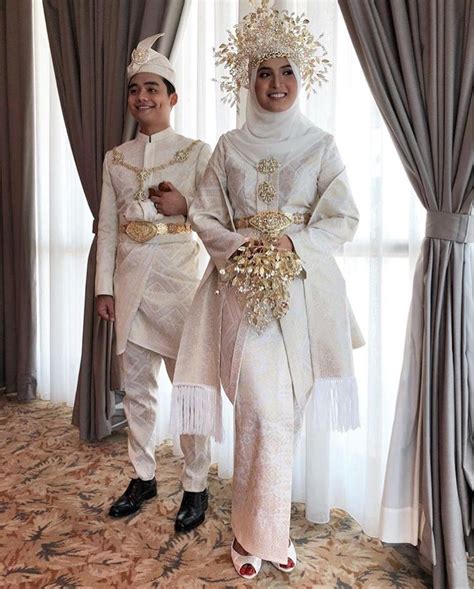 Songket Traditional Malay Wedding