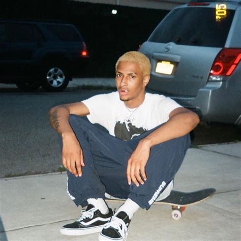 5 emerging female rappers you. Pin by ⒝⒜⒝⒴⒢⒣⒠⒯⒯⒪ on comethazine ⚫︎ (With images) | Urban ...