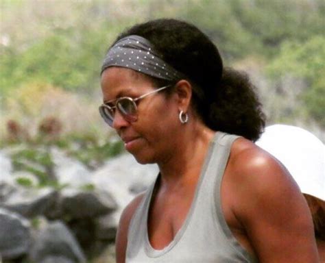 This Photo Of Michelle Obama Rocking Her Natural Hair On Vacation Has