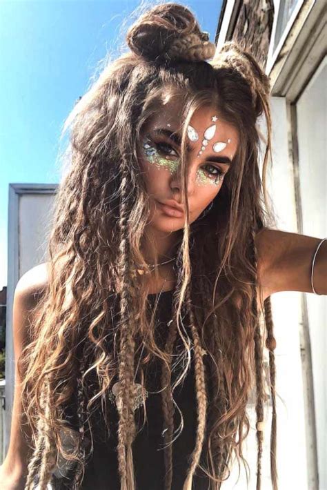 30 Peace And Love Hippie Hairstyles For Rocknroll Queens Boho Makeup Hair Styles Hippie Hair