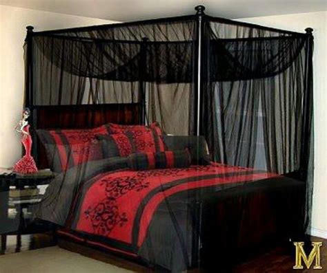 Black And Red Canopy Bed Bedroom Pinterest Goth Goth Girls