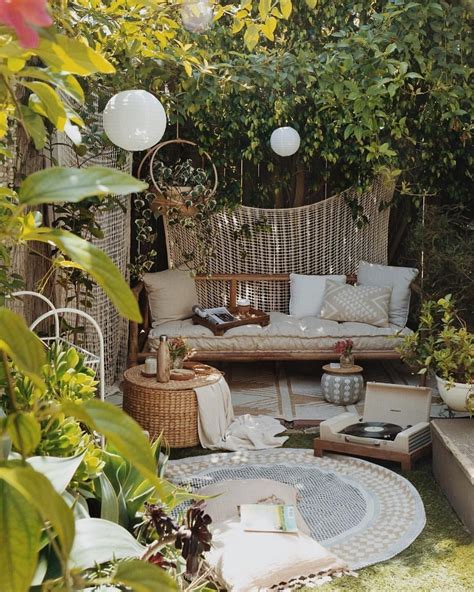 33 Creative Boho Balcony Decoration Balkon Dekor Balkondekoration