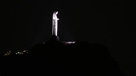 Time Lapse Shot Of Christ The Redeemer Statue At Night In Rio De Janeiro Youtube
