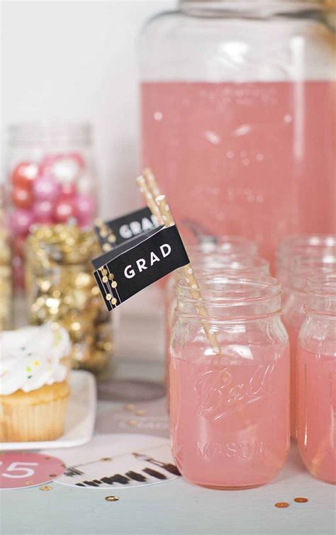 5 More Graduation Party Ideas Pink Graduation Party College Grad