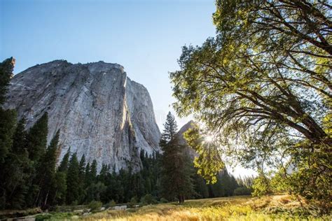 Spectacular Views Of The Yosemite National Park In Autumn California