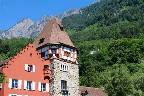 Foto pfälzerhütte, wanderwege pfälzerhütte, karte pfälzerhütte, wetter vaduz, öv vaduz . Top 10 Things To Do In Vaduz, Liechtenstein - Traveling ...