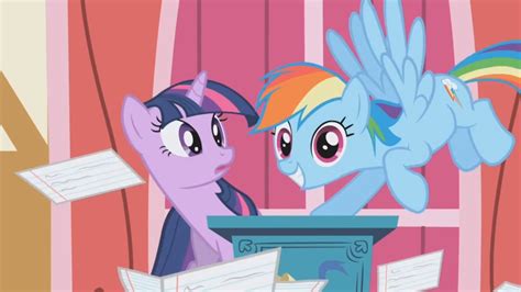 Rainbow Dash Did You See Applejacks Slick Moves Out There Youtube