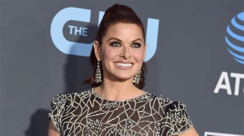 Debra Messing Denies Getting Plastic Surgery After Fans Call Her Out On