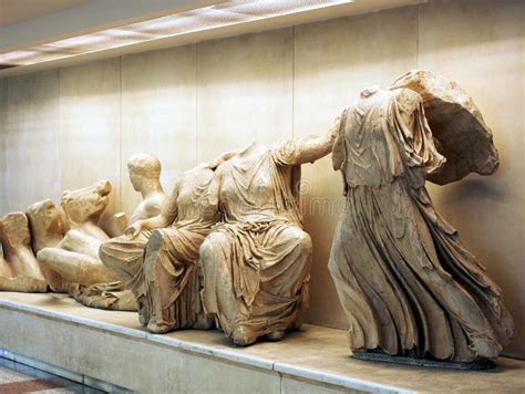 Estatuas Antiguas En El Templo De Hatschepsut Imagen De Archivo