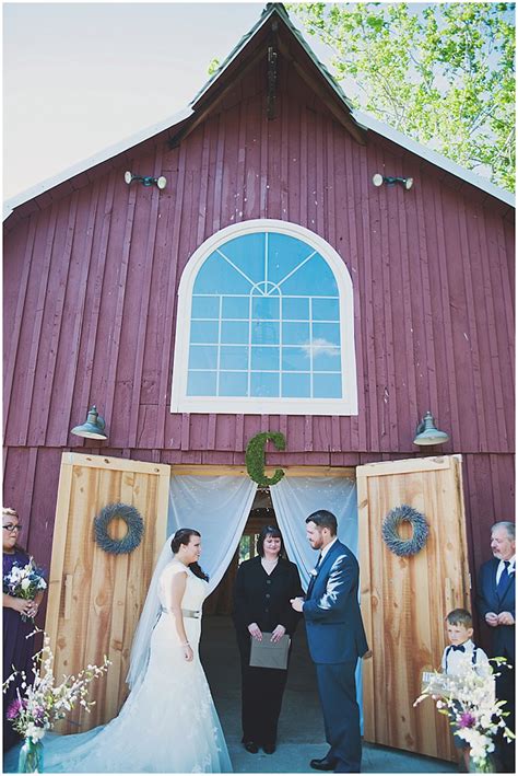 Top Barn Wedding Venues West Virginia Rustic Weddings