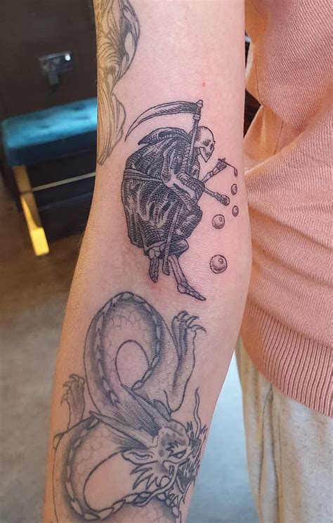 Details more than 63 death blowing bubbles tattoo best - in.cdgdbentre