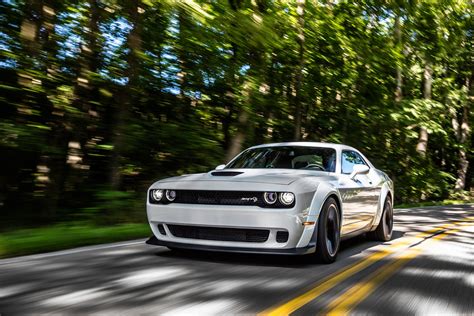 White Dodge Challenger Wallpapers Top Free White Dodge Challenger