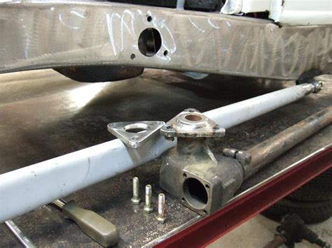 Candys Hot Rod Supply Ford F1 Steering Box Installed In A 33 Ford Frame