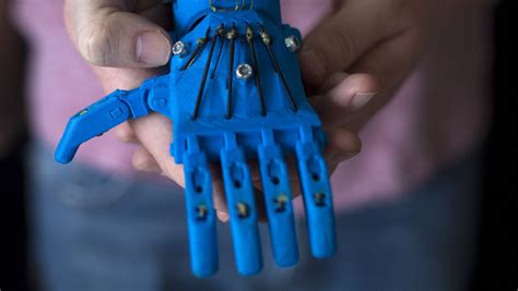 Students build 3-D printed prosthetic hands for kids