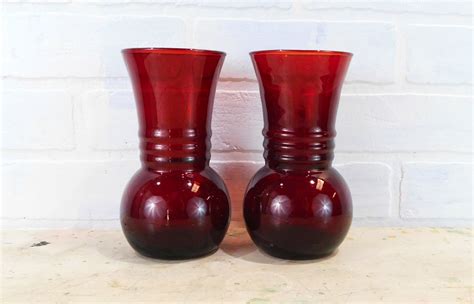 Vintage Royal Ruby Red Glass Bud Vase With Ruffled Rim Sale Anchor Hocking Home And Garden Glassware