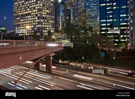 Us 101 Harbor Freeway La Skyline Dusk Los Angeles California Usa