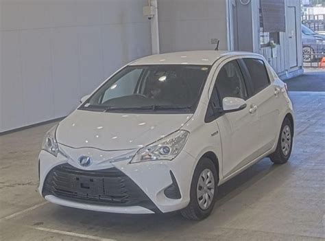 Toyota Vitz 2020 Progress Motors Ltd