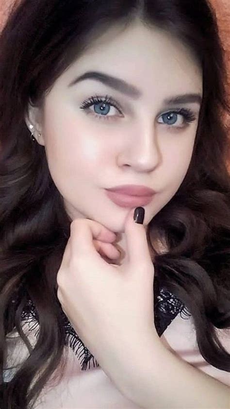 Pin By Snowdrop On Beautiful Eyes Beautiful Arab Women Beautiful
