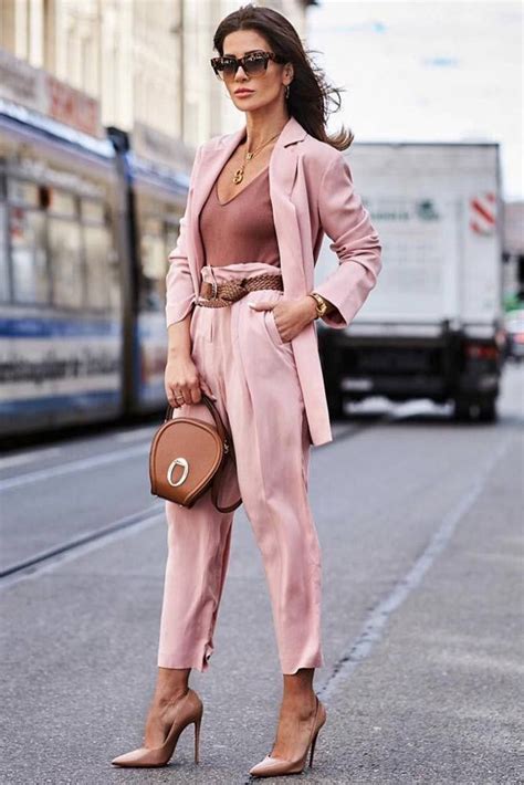 39 Power Women Suits To Look Confident At Work Suits For Women