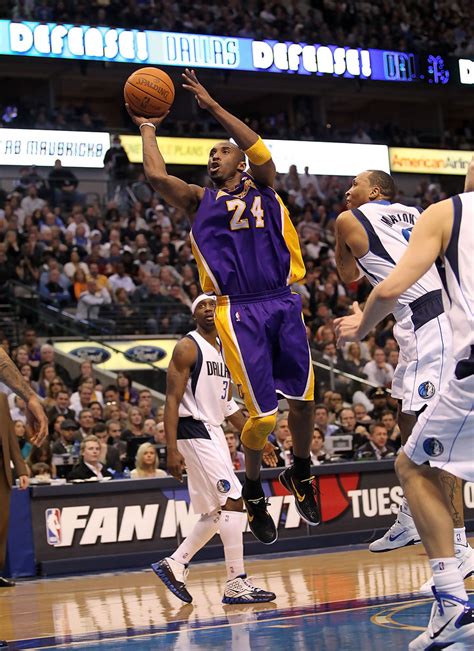 Is upgraded to probable thursday vs dallas. Kobe Bryant Photos Photos - Los Angeles Lakers v Dallas ...