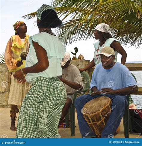 Garifuna Dancer And Musicians Honduras Editorial Stock Photo Image