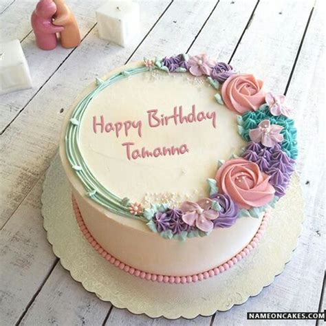 Pretty Vanilla Round Shape Birthday Cake Happy Birthday Tamanna