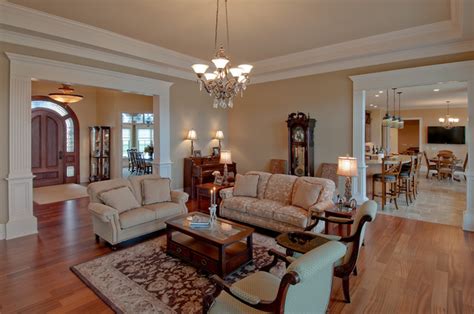 Old World European Traditional Living Room Other Metro By Rci