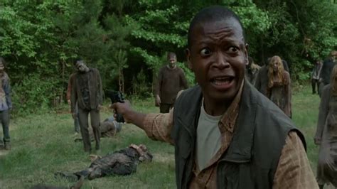 Twd S4e3 The Horde Of Walkers Youtube