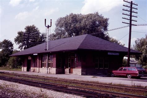 Old Streetsville Station - 1977 | Railway station, Station, Railway