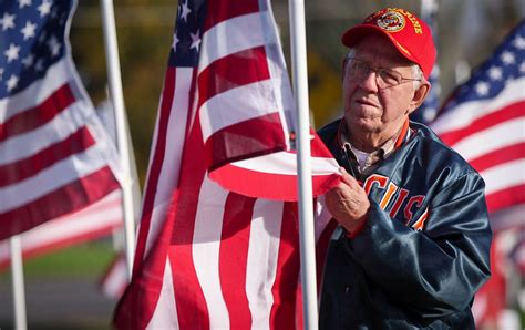 Veterans Day Honoring Soldiers With A Sea Of Nearly 700 Flags Video
