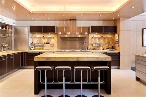 Below our gallery showcasing our favorite islands, we have an extensive article setting out the many different types of kitchen islands followed by example photos. Modern And Luxury Kitchen #6142 | House Decoration Ideas