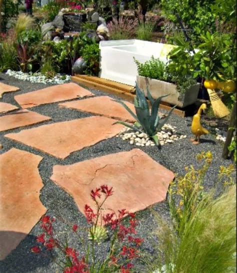 Exactly how we made our modern paver patio with pea gravel! 30 Affordable and Admirable Gravel Patio Ideas to Build by Yourself