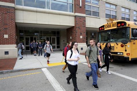 Overcrowded Beverly High May Lead To School Choice Limit Local News