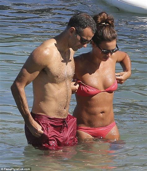 stacey giggs manchester united ryan giggs wife bio wiki