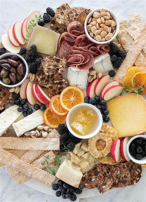 How To Make Make An Impressive Cheese Platter Recipe Food Cheese