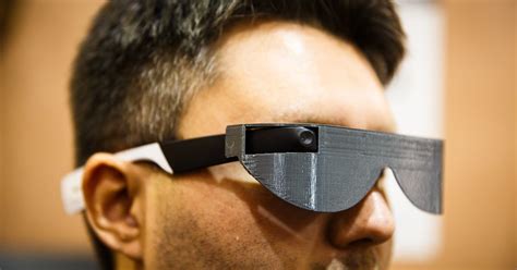 Aira Smart Glasses Help Blind People See The World Cnet