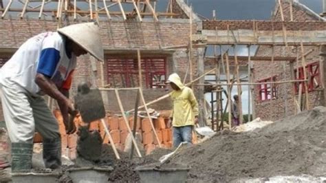 Lebih hemat pengeluaran upah tukang dan tenaga. Biaya Borongan Tukang Bangunan Terbaru | Biaya.Info