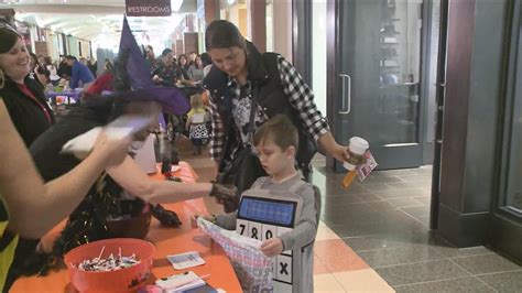 Walden Galleria Hosting 28th Annual Indoor Trick Or Treating Event