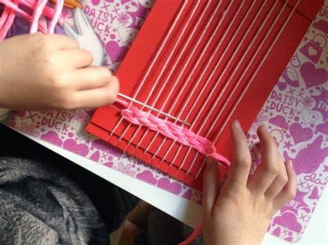 Schritt für schritt zeigen wir, wie sie die schubladenbox basteln. #LOVTamtam1 ::: Weben auf selbst gemachten Papp-Webrahmen ...