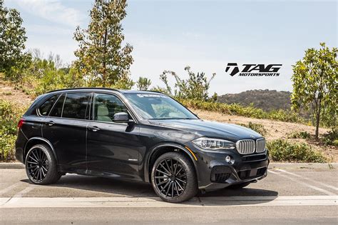 View the latest bmw x5 wheel trends and get the exact look you want so browse today our custom wheel and tire package specials designed specifically for your bmw x5. BMW-X5 Wheels cars suv black wallpaper | 1600x1066 | 808653 | WallpaperUP