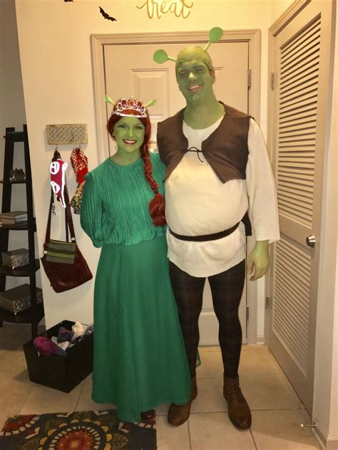 Shrek And Fiona Halloween Costume Contest At Shrek And Fiona Costume