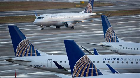 Boeing 737 Max United Extends Cancellations Until Christmas