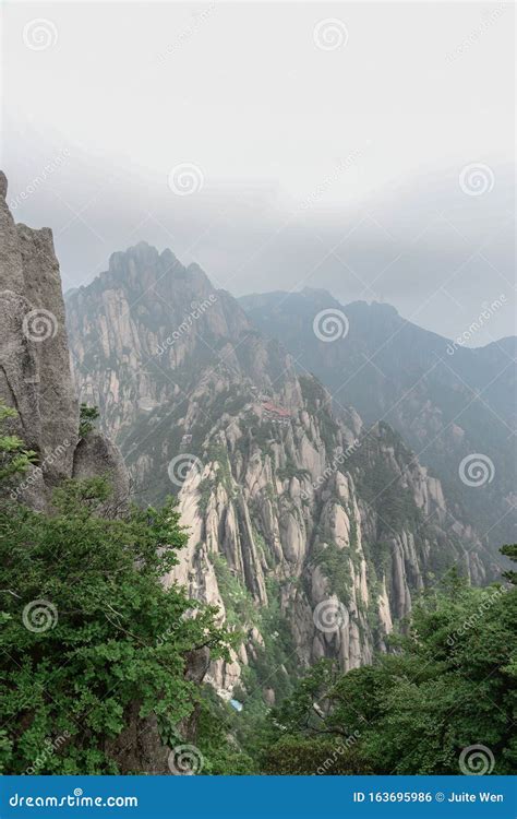 Yellow Mountainsmount Huangshana Mountain Range In Southern Anhui