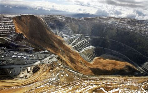 Rio Tintos Utah Copper Mine Evacuated After Land Slide