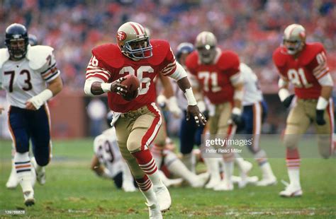 San Francisco 49ers Wendell Tyler In Action Rushing Vs Chicago Bears